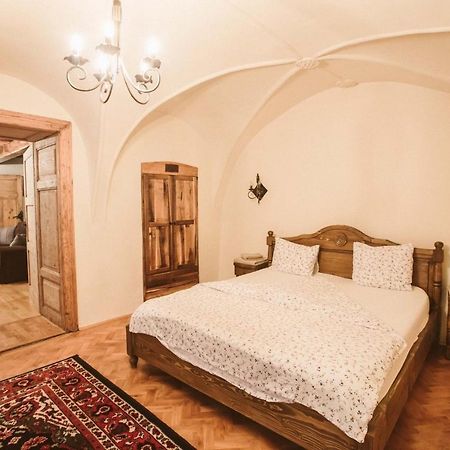 Casa Schobeln Appartement Braşov Buitenkant foto