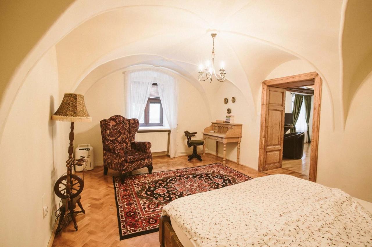 Casa Schobeln Appartement Braşov Buitenkant foto