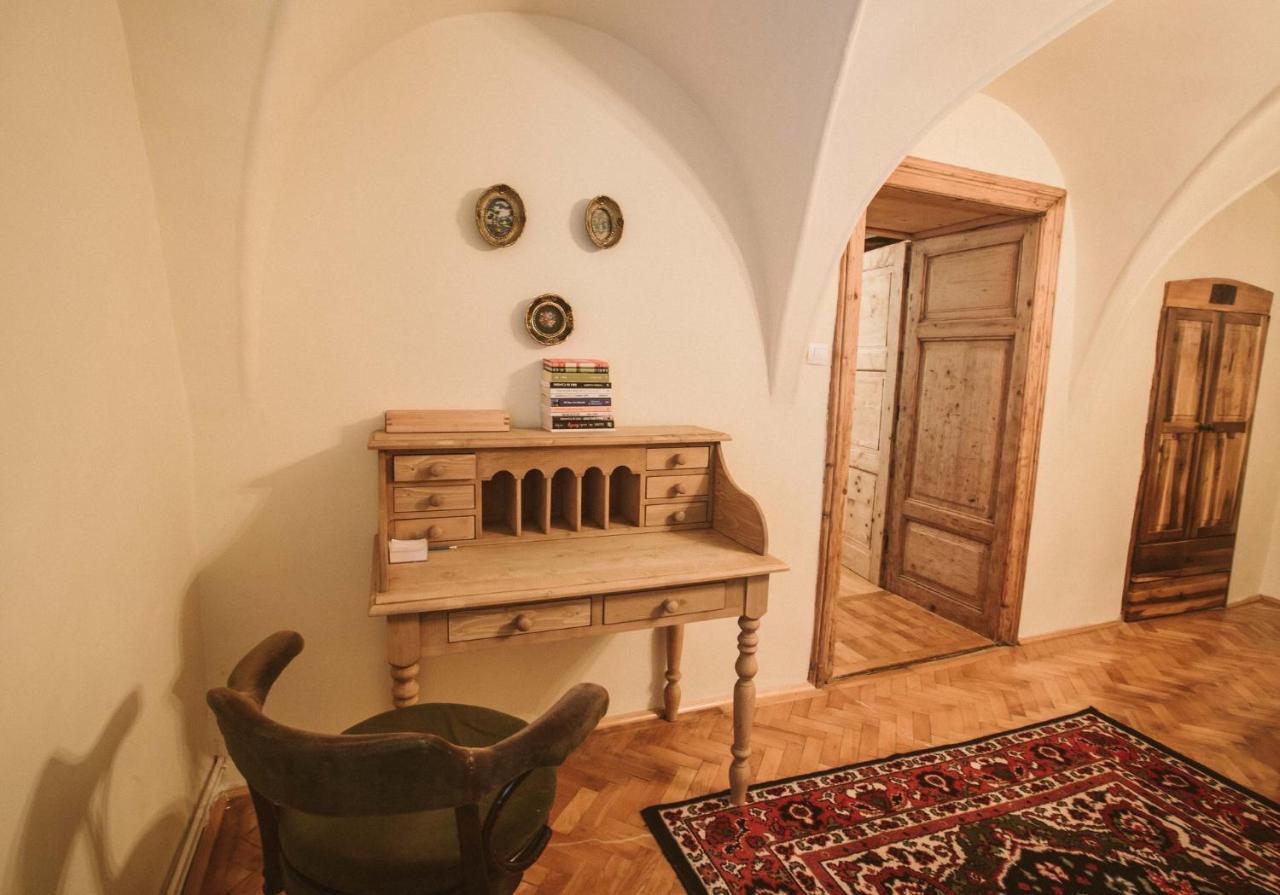 Casa Schobeln Appartement Braşov Buitenkant foto