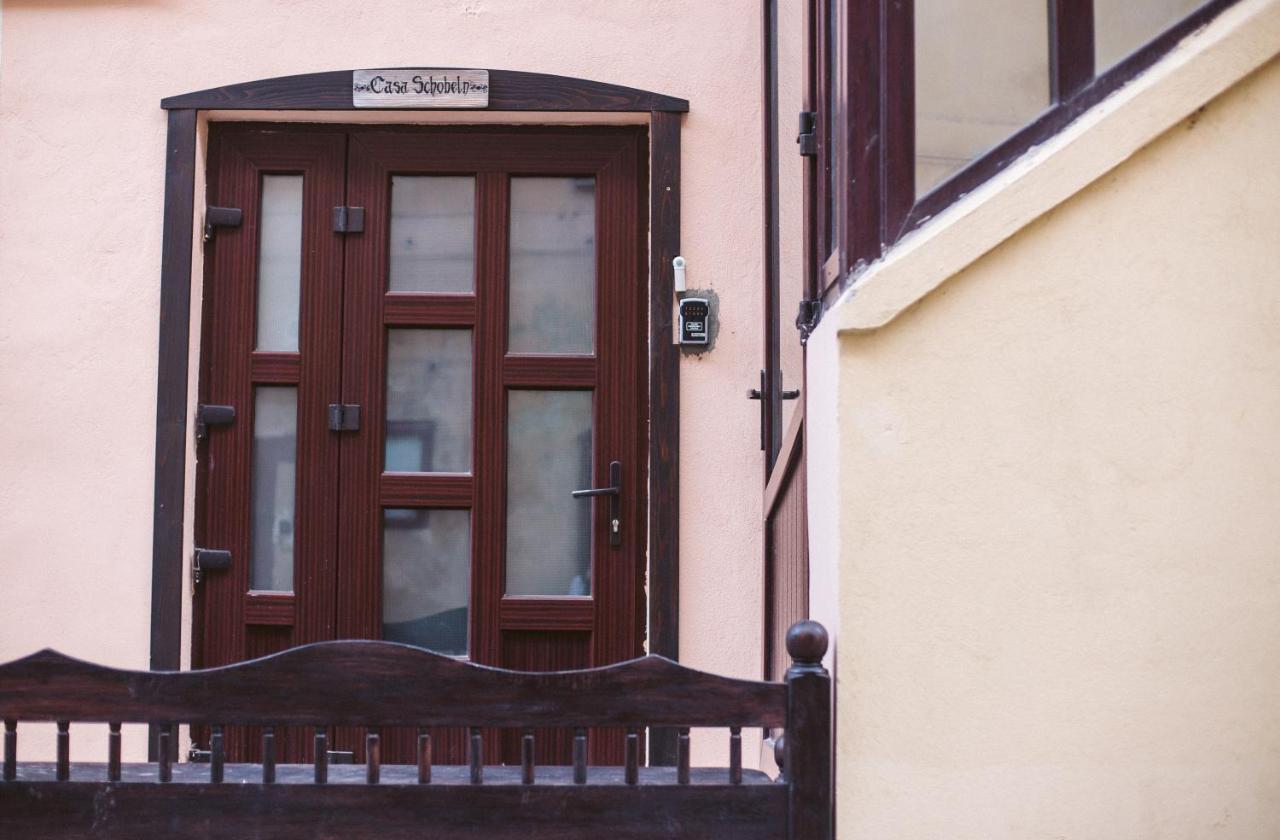Casa Schobeln Appartement Braşov Buitenkant foto